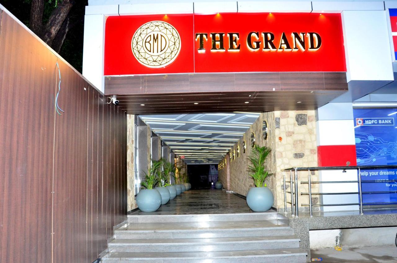 Hotel Bmd The Grand ビルワラ エクステリア 写真
